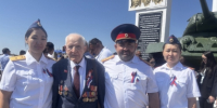 Офицеры следственного управления СК России по Республике Калмыкия приняли участие в торжественном поднятии Государственного флага Российской Федерации - Следственный комитет