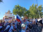 Элиста отметила День флага России патриотическим велопробегом