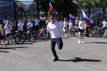 Элиста отметила День флага России патриотическим велопробегом