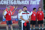 В Калмыкии «Ночная баскетбольная лига» собрала молодежь и ветеранов спорта